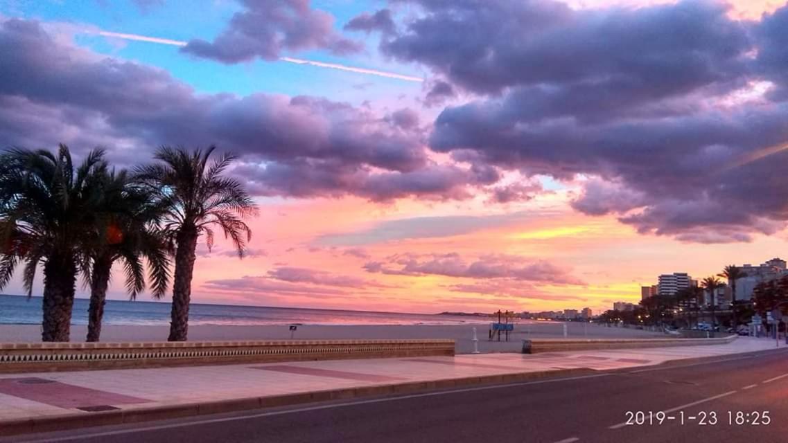 Playa El Campello & Parking Wifi Apartment Luaran gambar